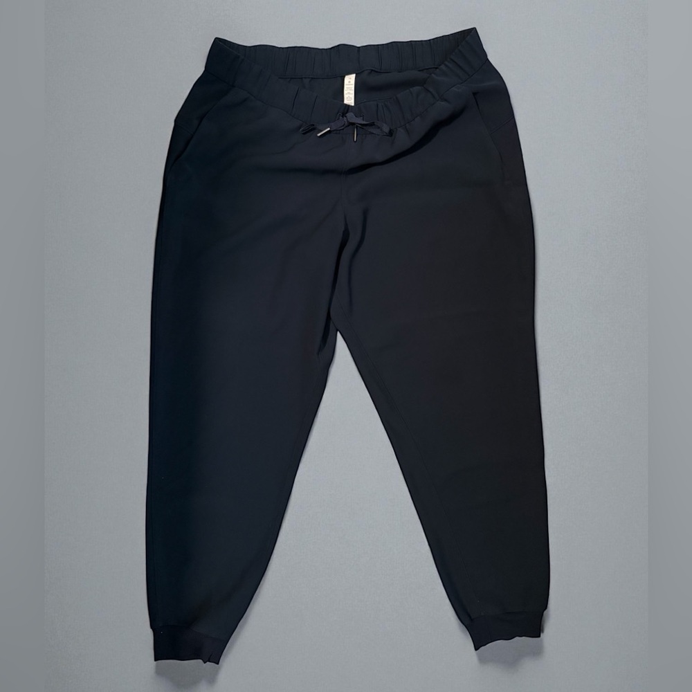 Lululemon Women’s Navy Blue Jogger Pants